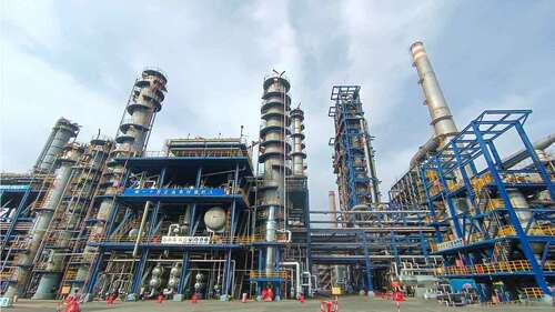 ultime notizie aziendali su Fornitore di epicloridrina (ECH): ECH di alta qualità in vrazza per applicazioni industriali